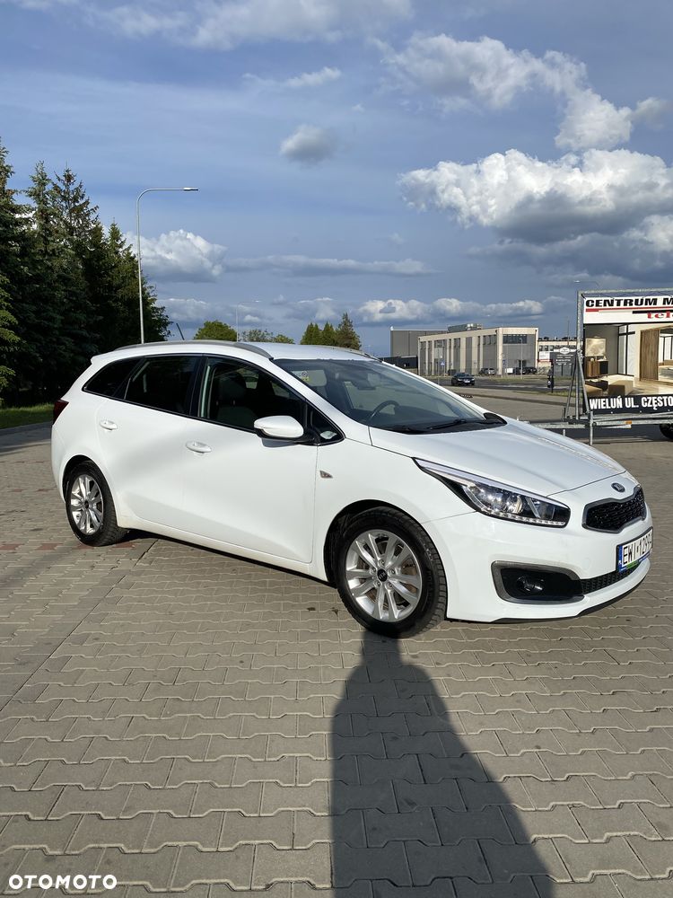Kia Ceed - 6