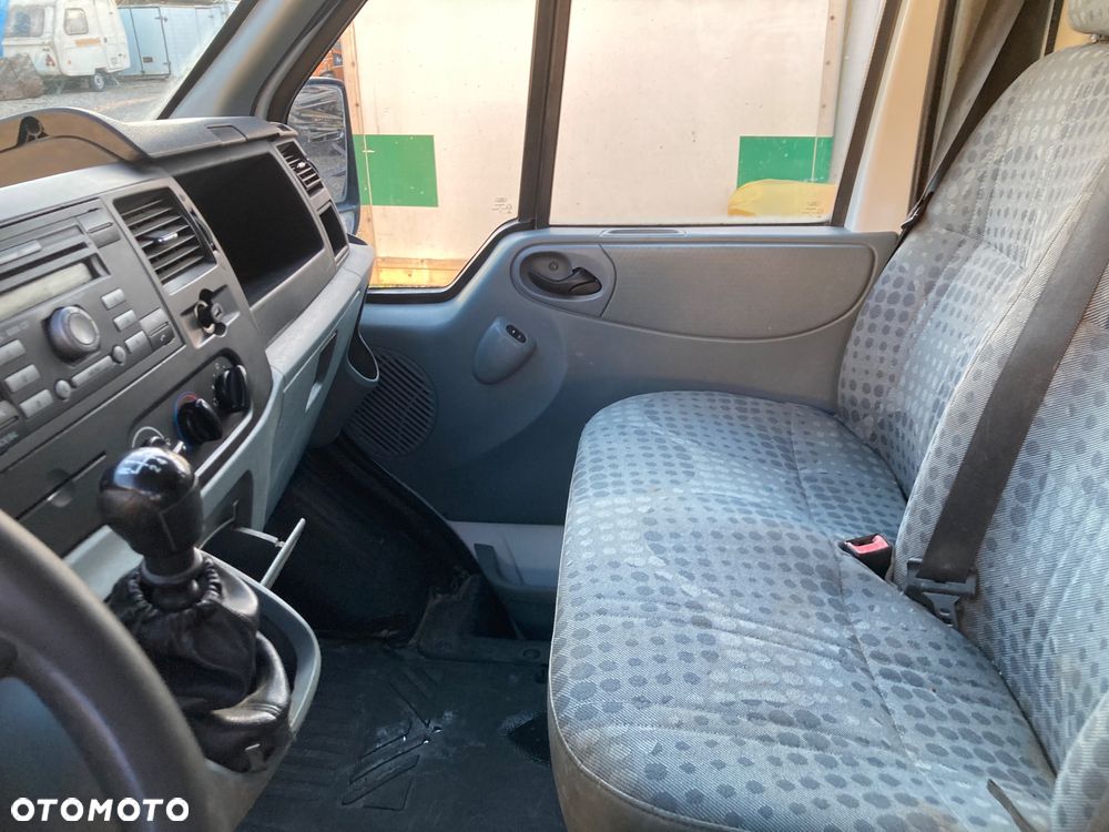 Ford Transit - 15