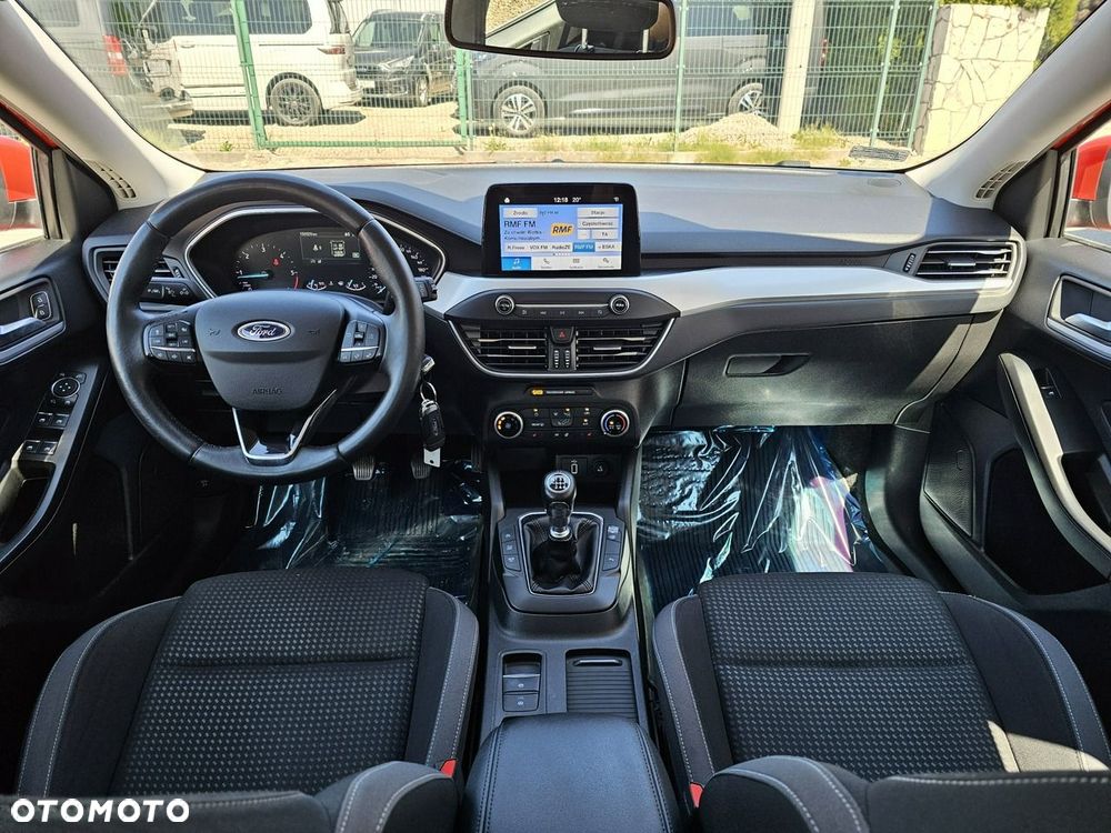 Ford Focus - 12