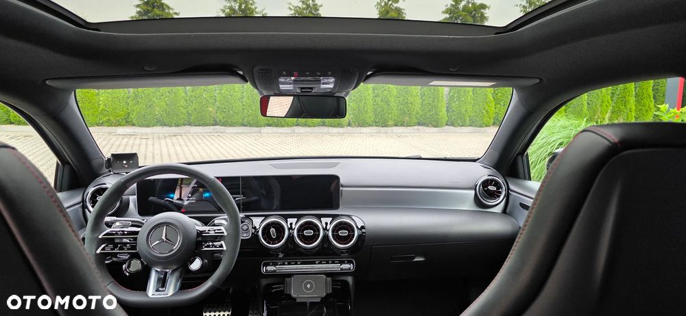 Mercedes-Benz Klasa A 35 AMG 4-Matic 7G-DCT - 26