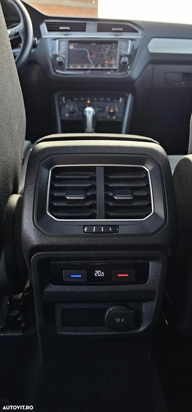 Volkswagen Tiguan - 17