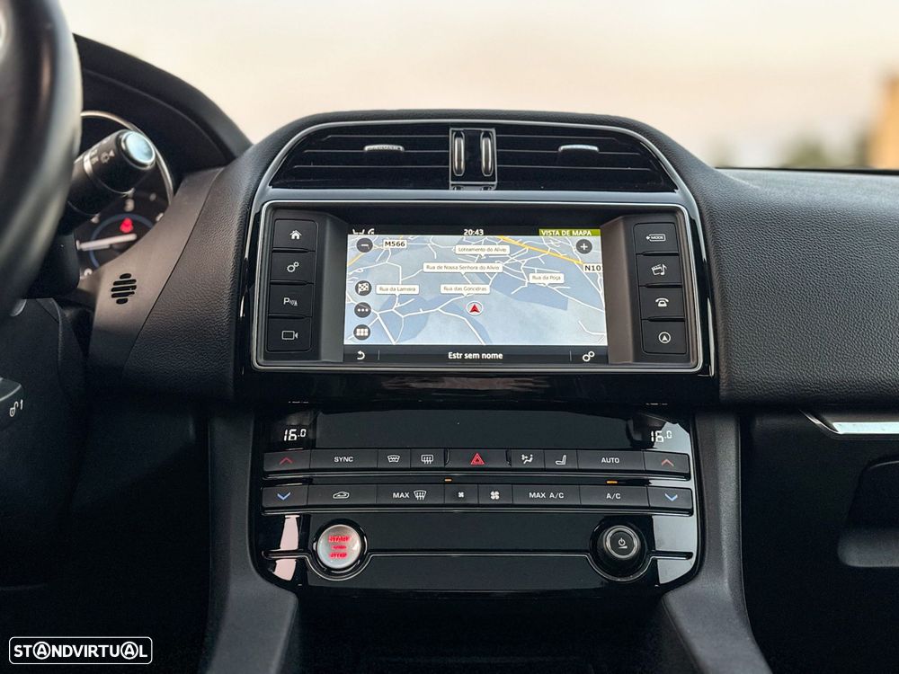Jaguar F-Pace 20d Aut. R-Sport - 36