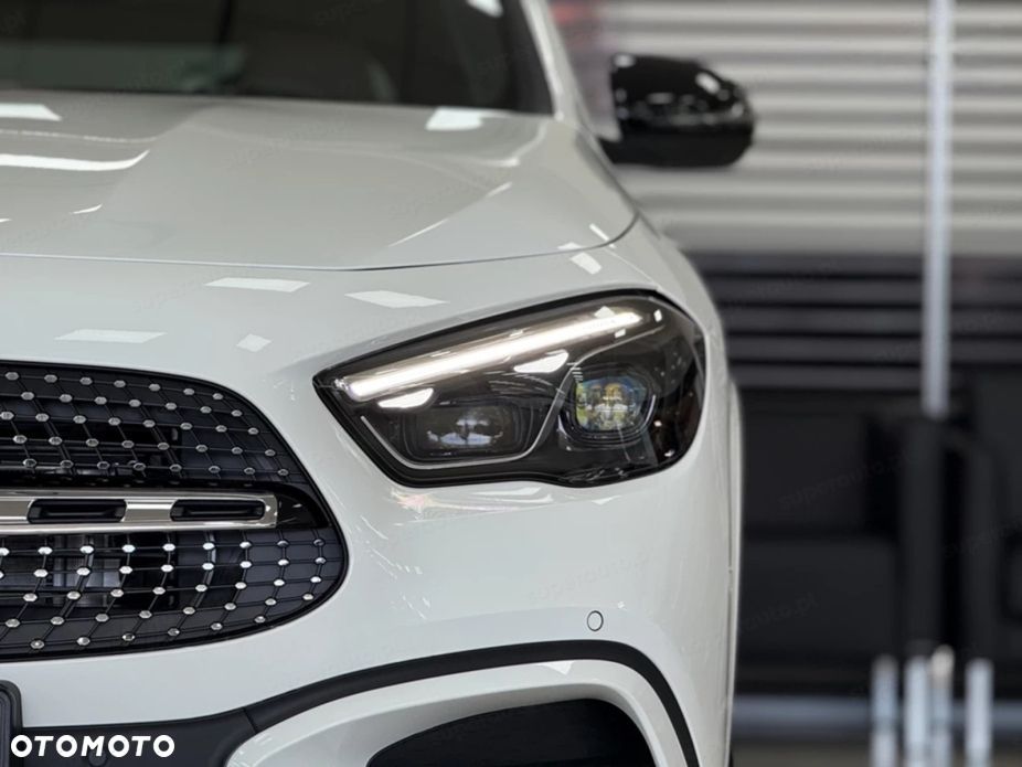 Mercedes-Benz GLA 200 AMG Line - 5