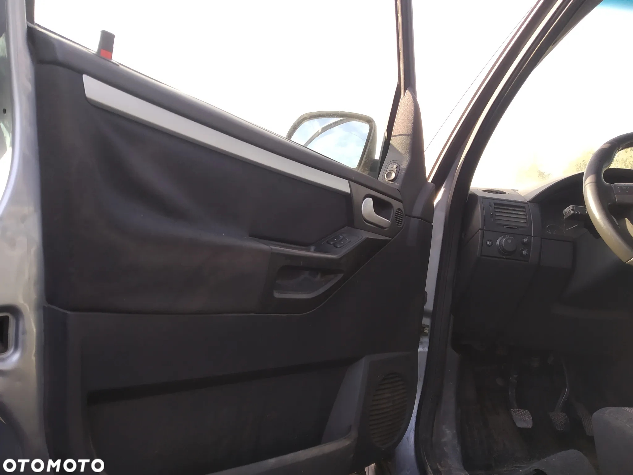 OPEL MERIVA A 03-05 1.6 B ZDERZAK TYL Z163 - 32