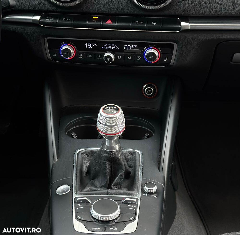 Audi A3 2.0 TDI ack (clean diesel) Ambiente - 15