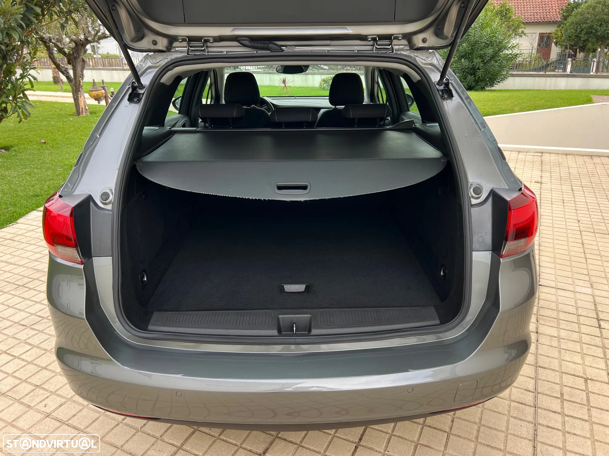 Opel Astra Sports Tourer 1.5 D Business Edition S/S - 32