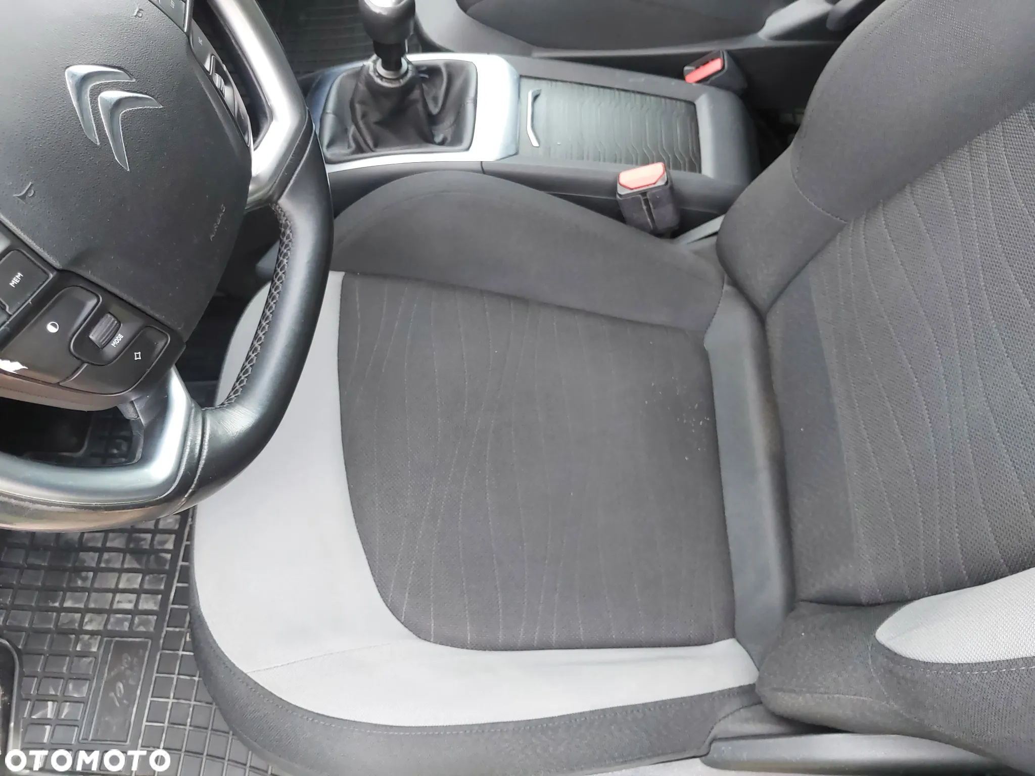 Citroën C4 Picasso - 13