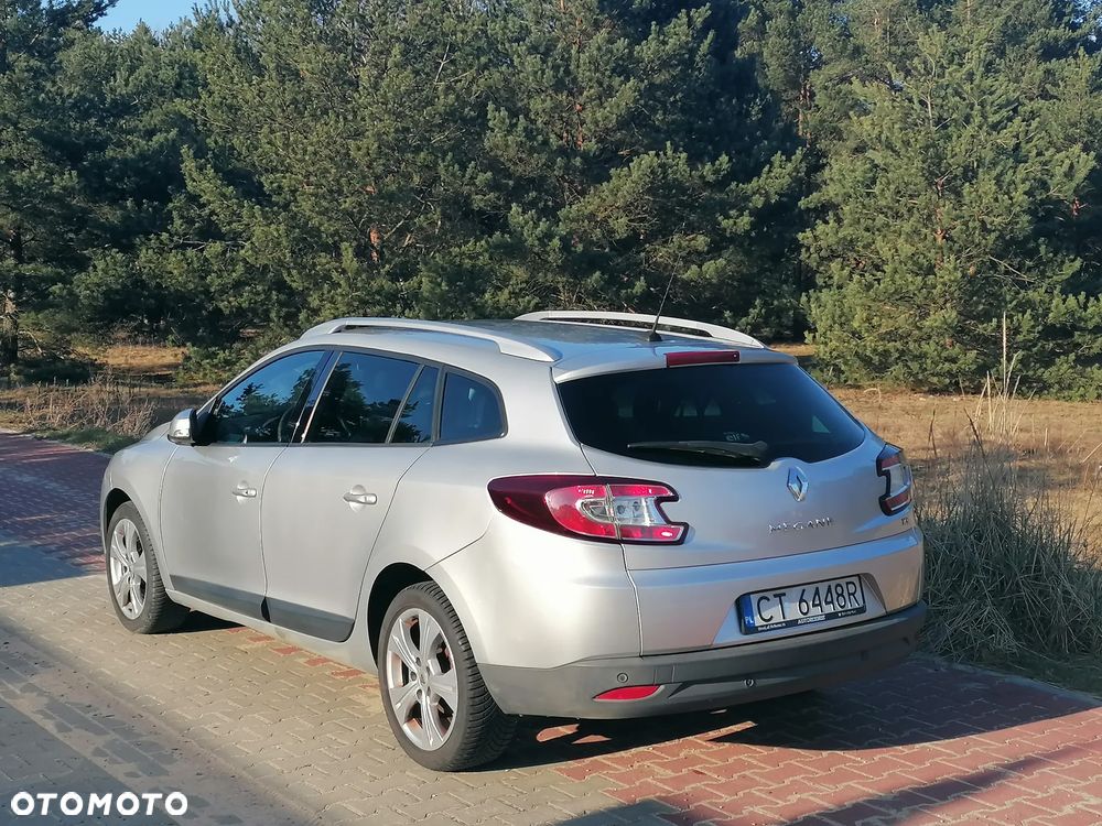 Renault Megane TCe 130 Dynamique - 3