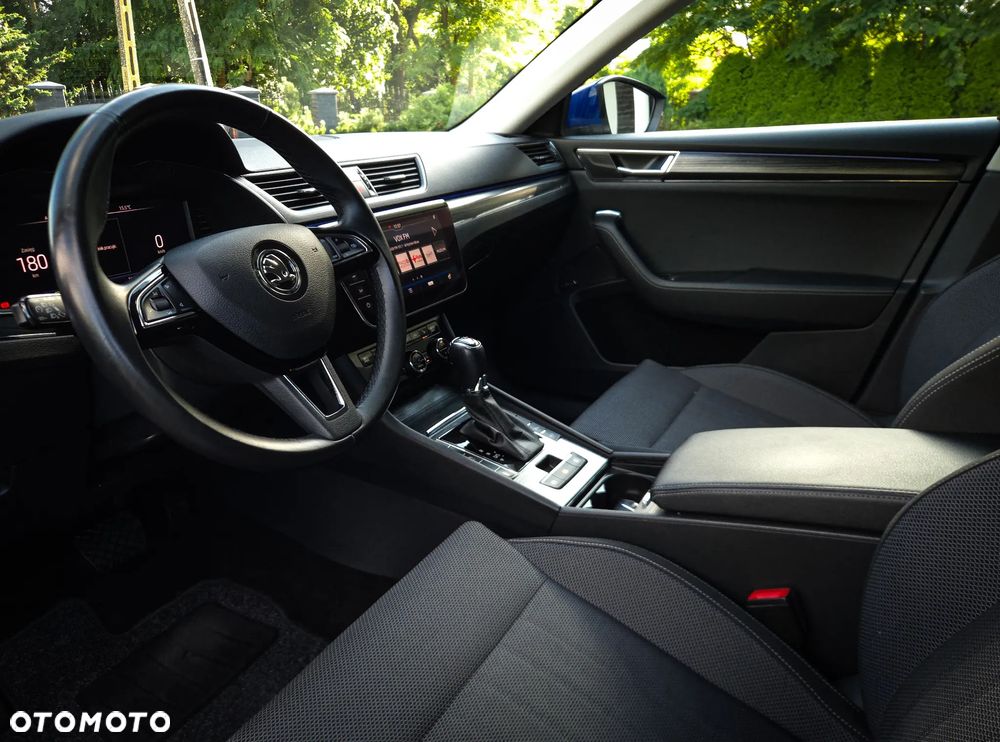 Skoda Superb 2.0 TDI SCR 4x4 Ambition DSG - 38