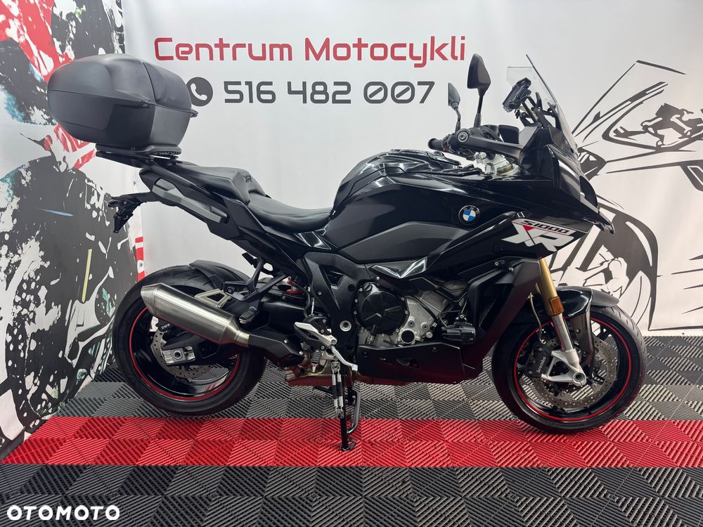BMW XR - 1