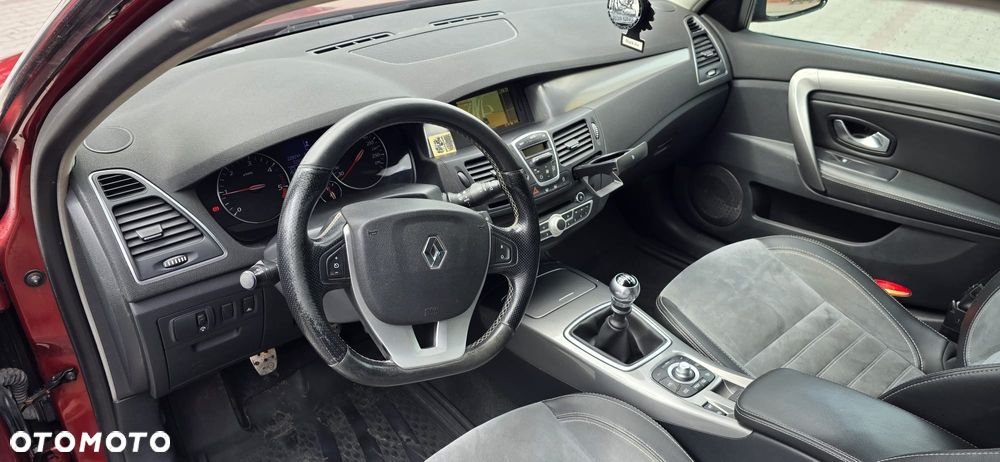 Renault Laguna 2.0 dCi Initiale - 11