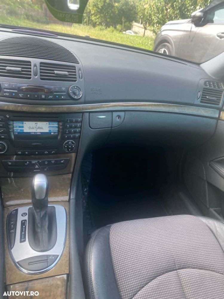 Mercedes-Benz E - 6