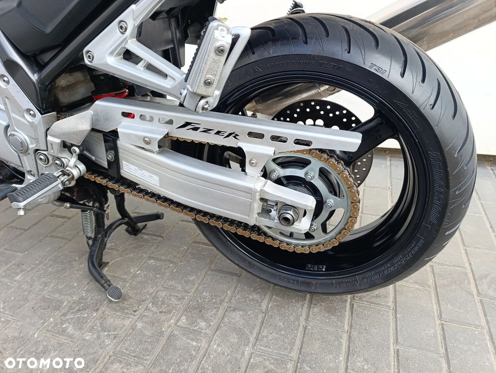 Yamaha FZS - 18