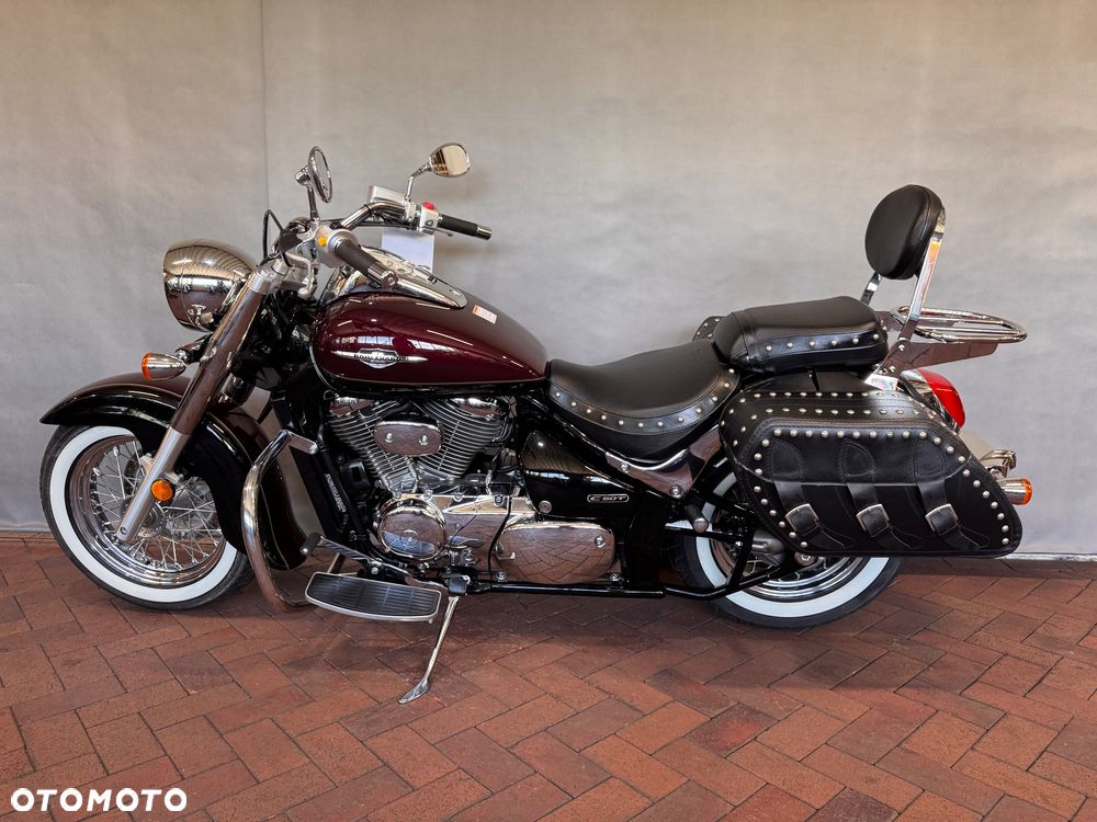 Suzuki VL 800 Volusia - Boulevard C50 - 4