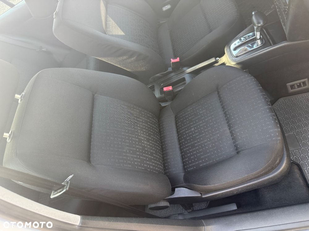 Volkswagen Golf - 19