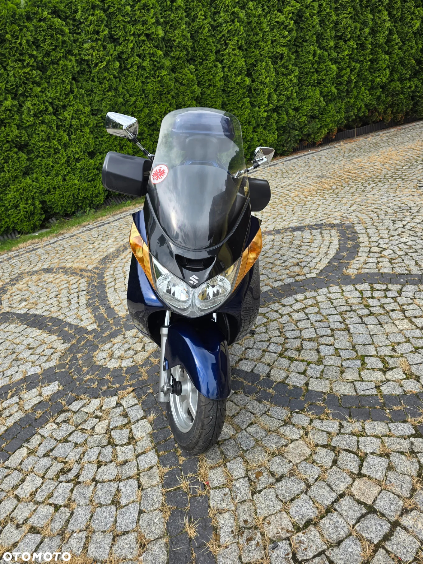 Suzuki Burgman - 9