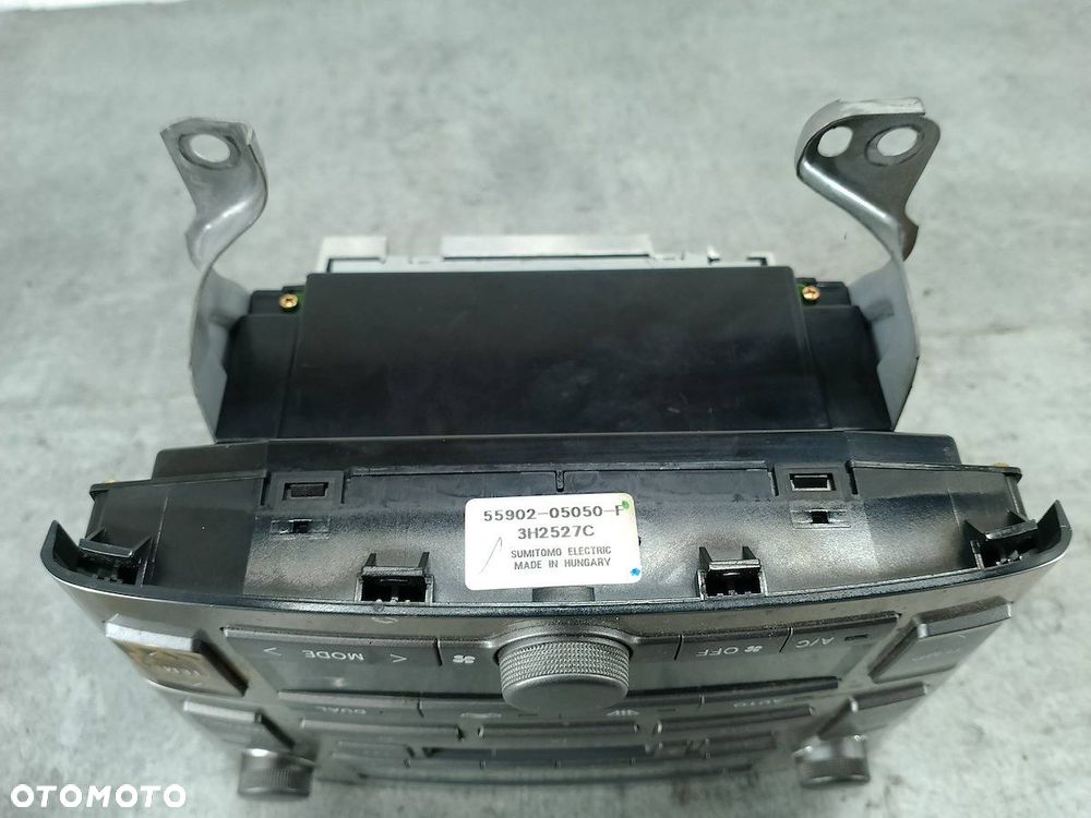 RADIO  TOYOTA AVENSIS II T25 86120-0580  55902-05050-F - 10