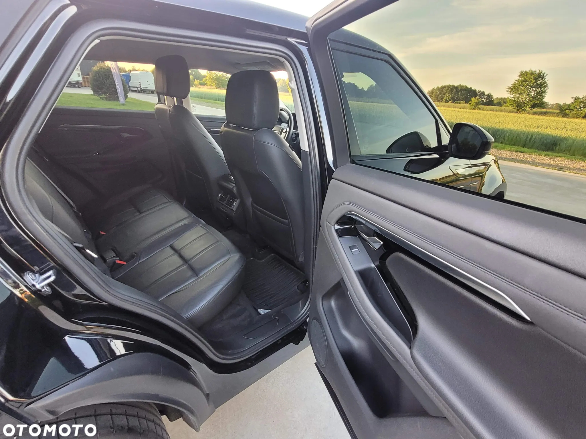 Land Rover Range Rover Evoque - 10