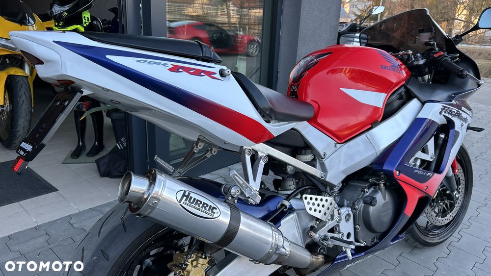 Honda CBR - 28