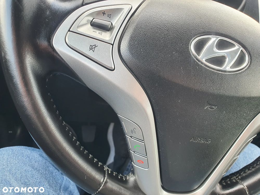 Hyundai ix20 1.6 blue Trend - 19