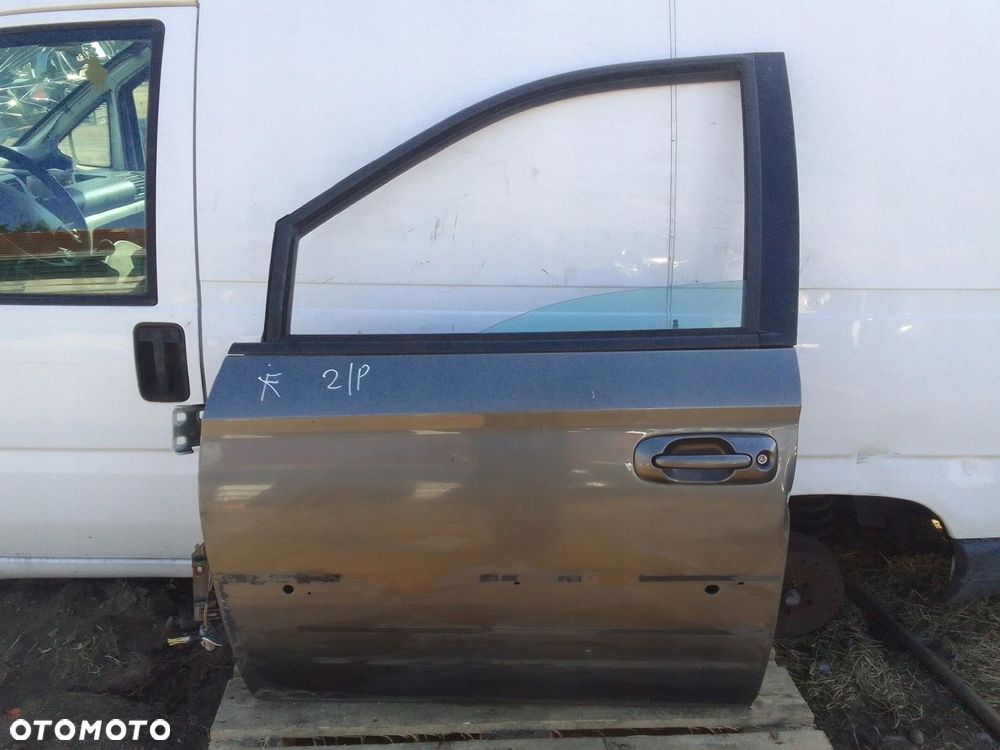 Chrysler Voyager Iv Drzwi Lewe Przód - 2