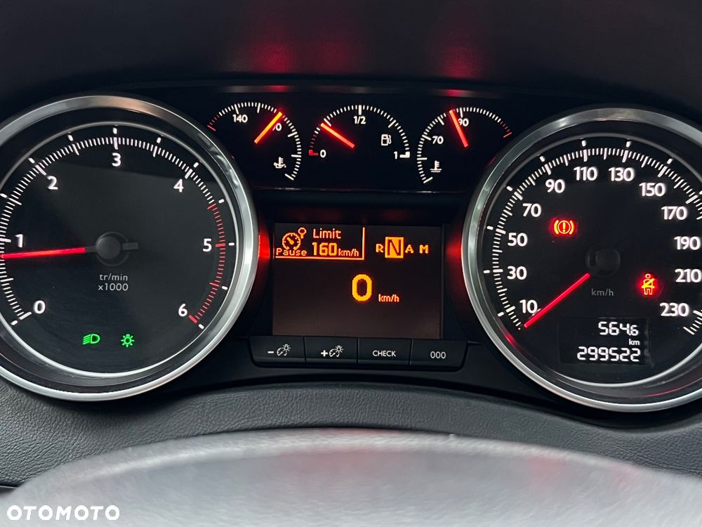 Peugeot 508 1.6 e-HDi Active S&S - 34