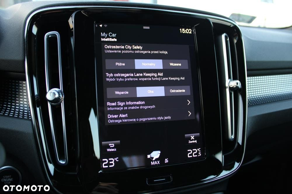 Volvo XC 40 - 30