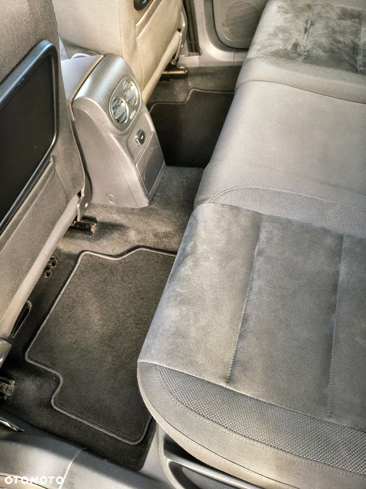 Volkswagen Tiguan - 26