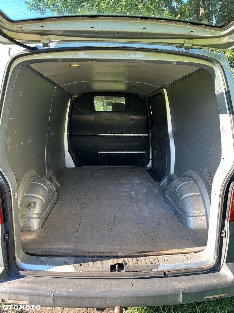 Volkswagen Transporter T5 L2H1 Long - 13