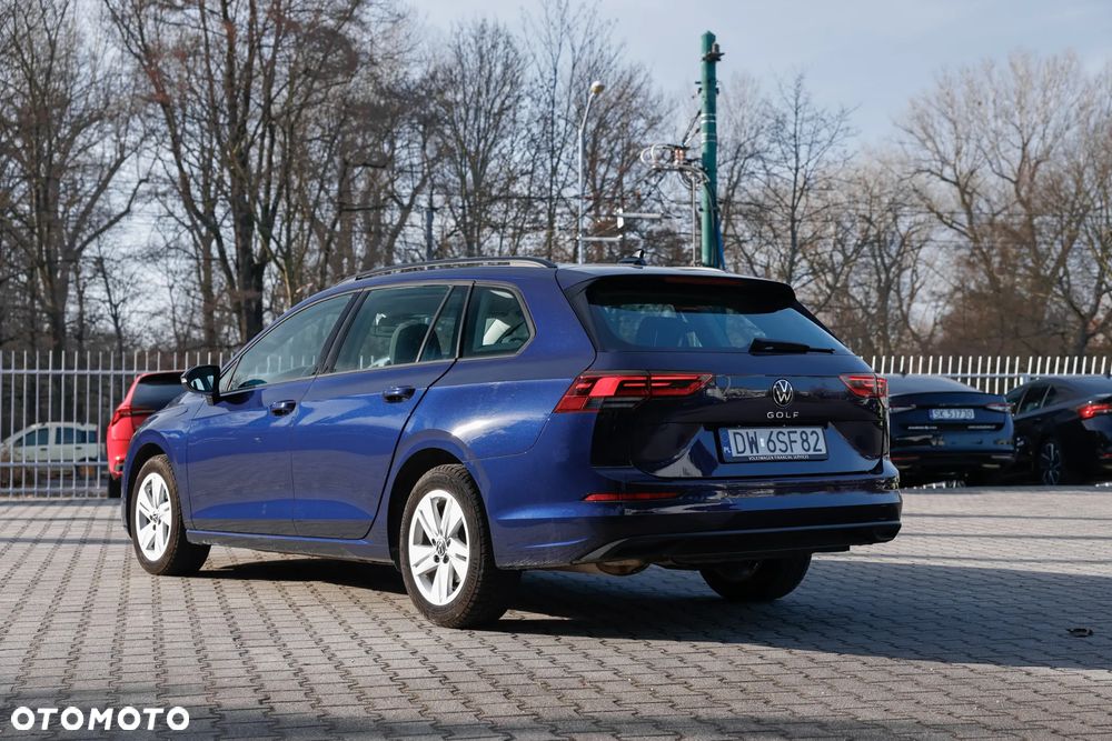 Volkswagen Golf - 4