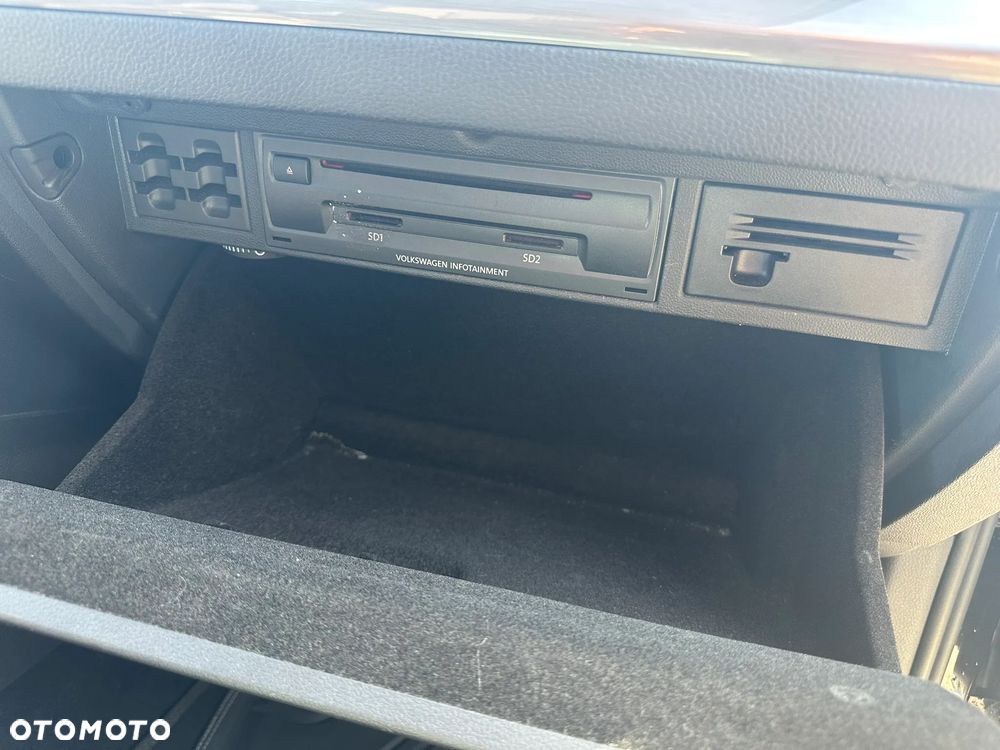 Volkswagen Golf 1.6 TDI BMT Highline DSG - 21
