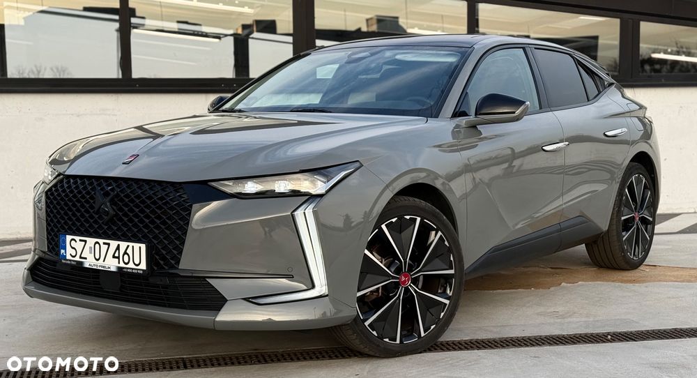DS Automobiles DS 4 1.6 E-Tense Performance Line + - 5