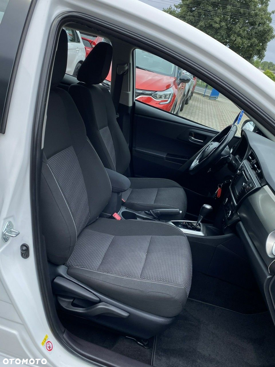 Toyota Auris - 15