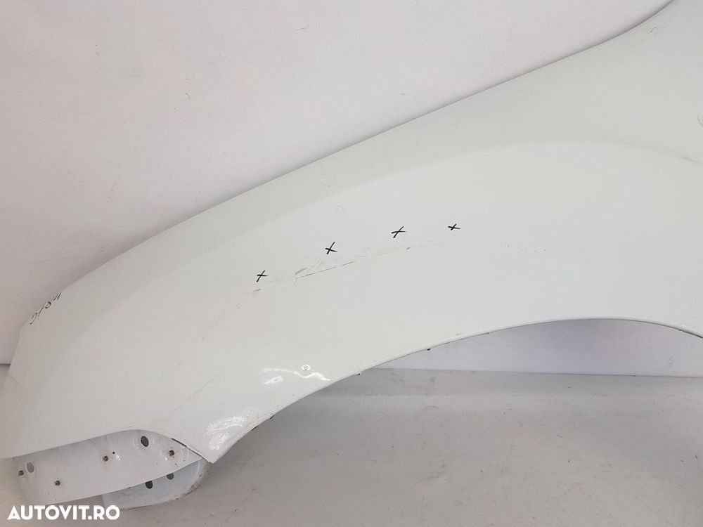 Aripa stanga fata Dacia Duster dupa 2009 - 6