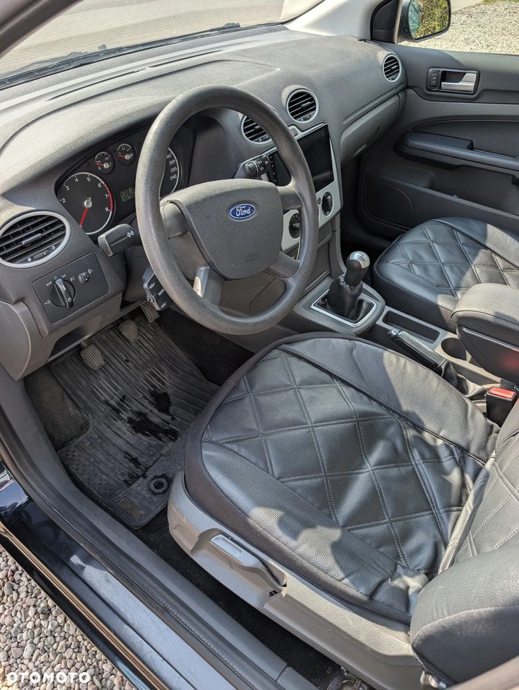 Ford Focus 1.6 Ti-VCT Trend - 20