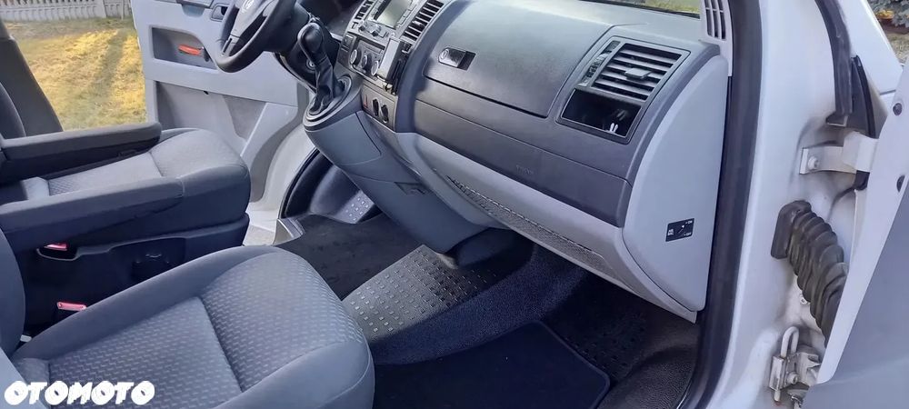 Volkswagen Transporter Caravelle Kurz DSG Comfortline - 21