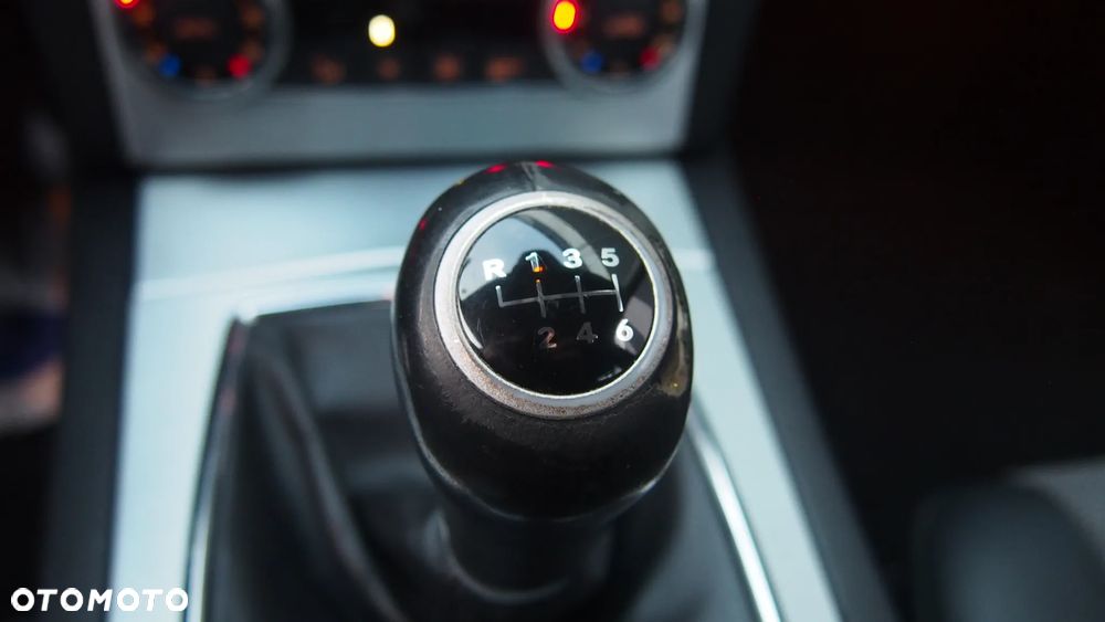 Mercedes-Benz Klasa C 180 Kompressor BlueEFFICIENCY Elegance - 21