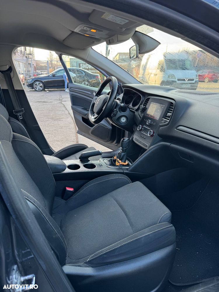 Renault Megane 1.5 dCi Pro - 5