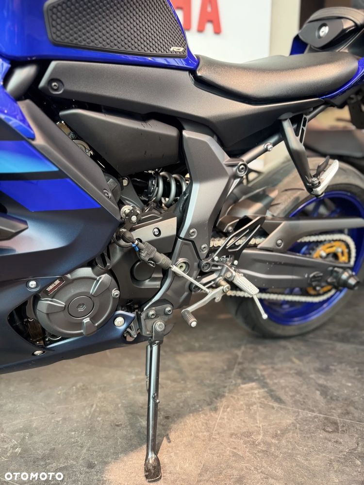 Yamaha R7 - 2