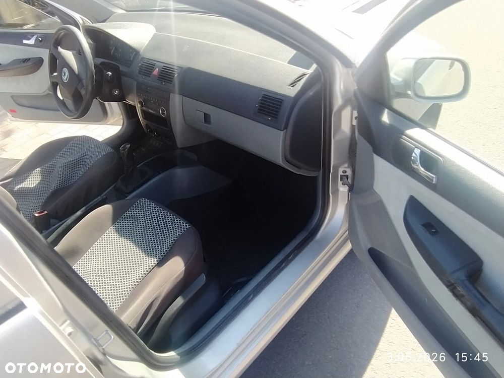 Skoda Fabia 1.4 16V Classic - 12