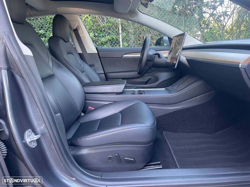 Tesla Model 3 RWD - 23