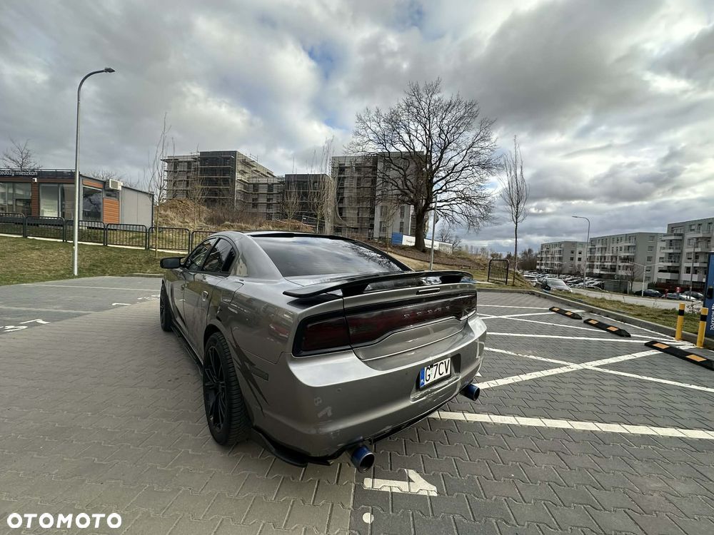 Dodge Charger - 5