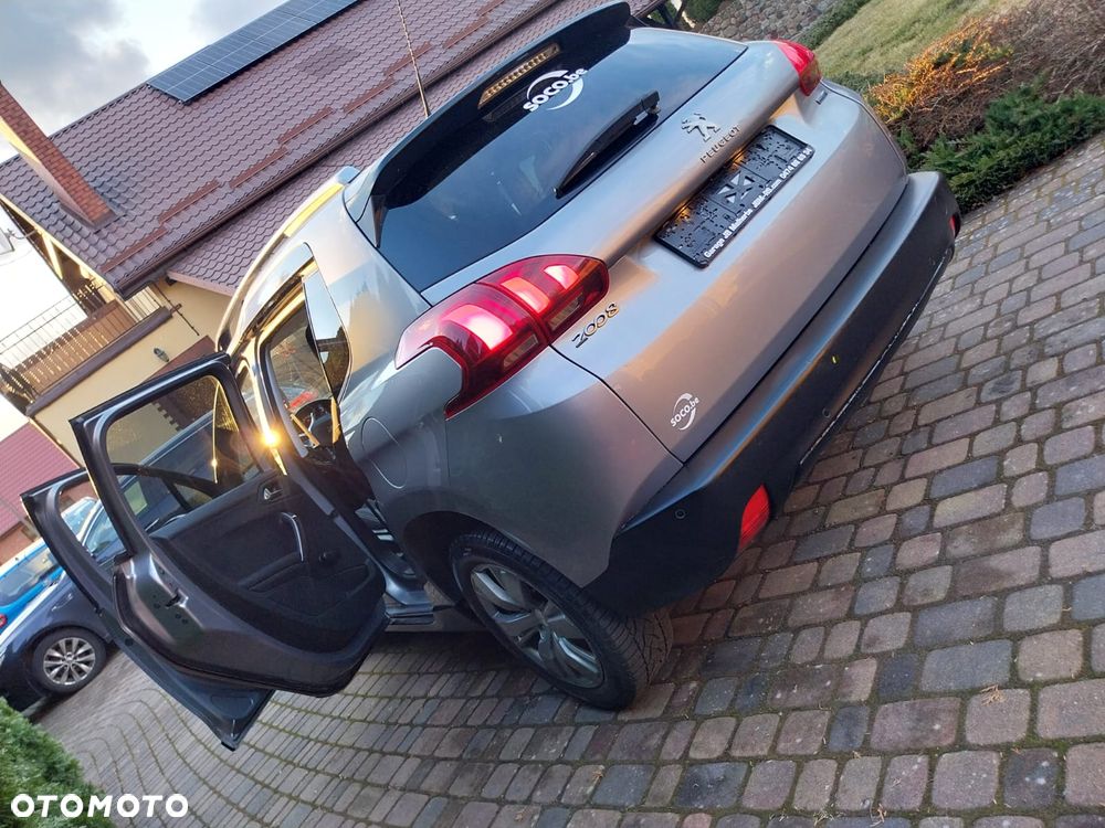 Peugeot 2008 - 25