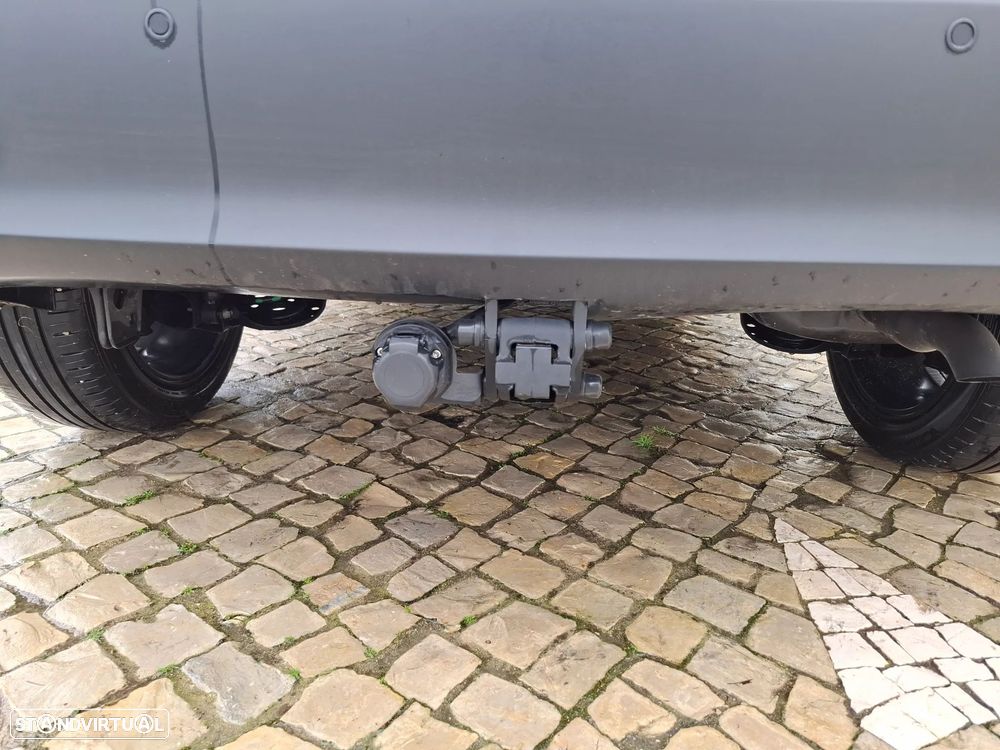 Toyota Yaris Cross 1.5 HDF Luxury - 6