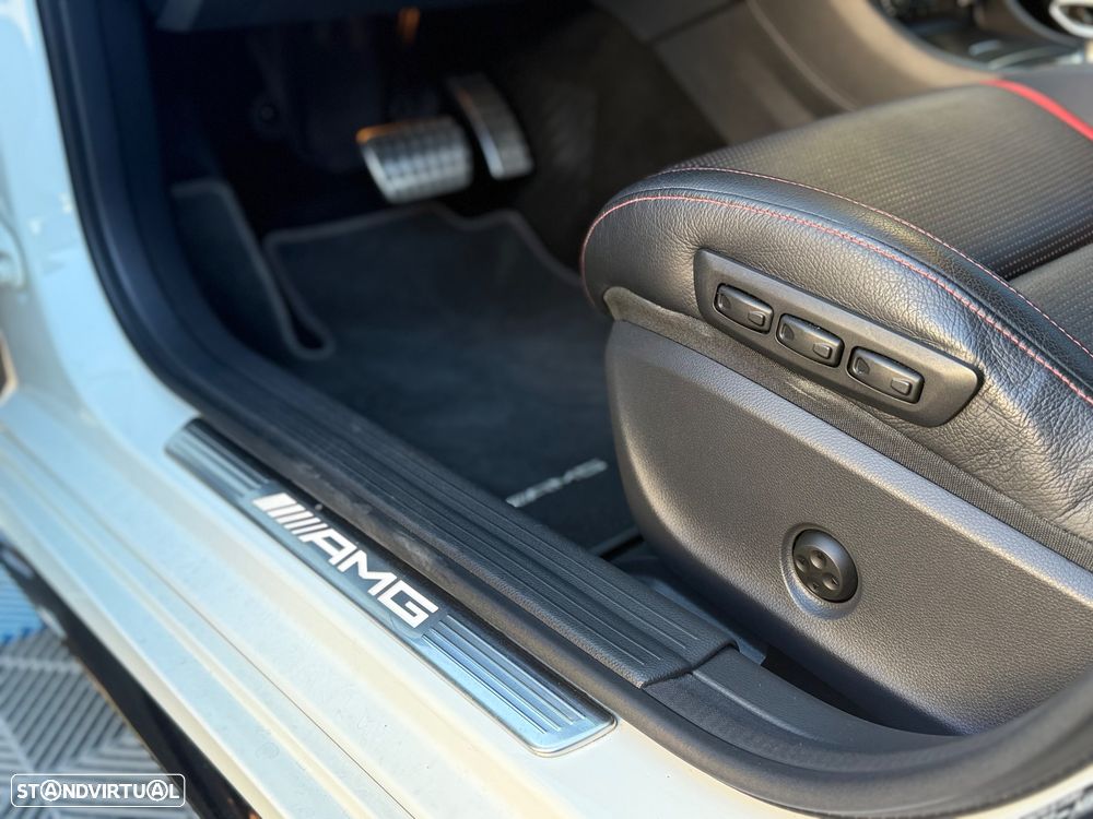 Mercedes-Benz CLA 45 AMG 4Matic 7G-DCT Edition 1 - 9