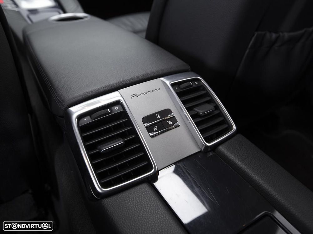 Porsche Panamera S Hybrid — fotografia 32