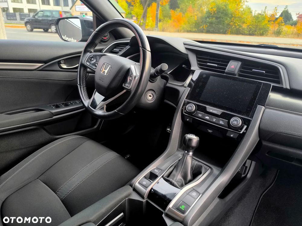 Honda Civic 1.6 i-DTEC Lifestyle Black Edition - 18