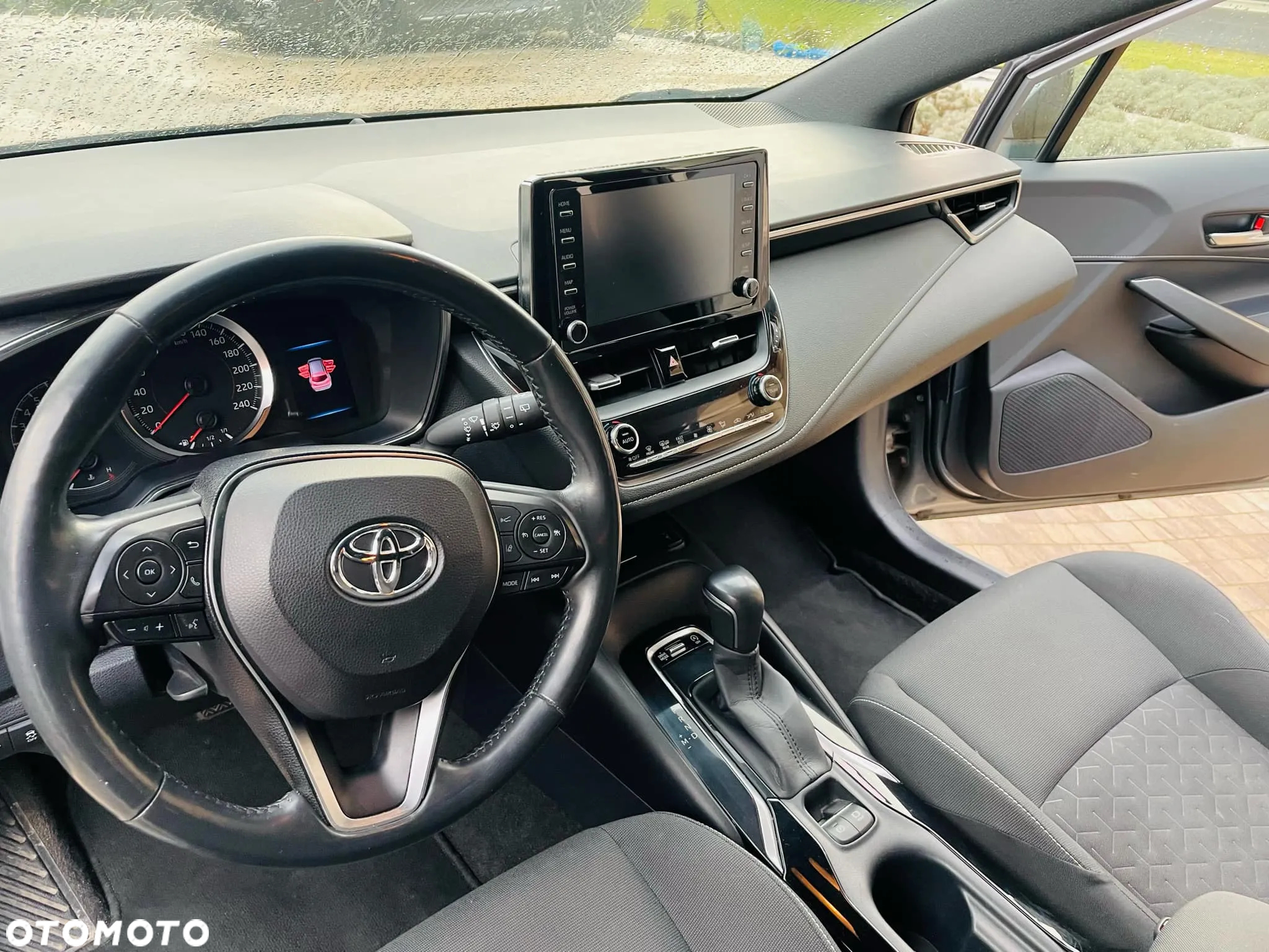 Toyota Corolla - 6
