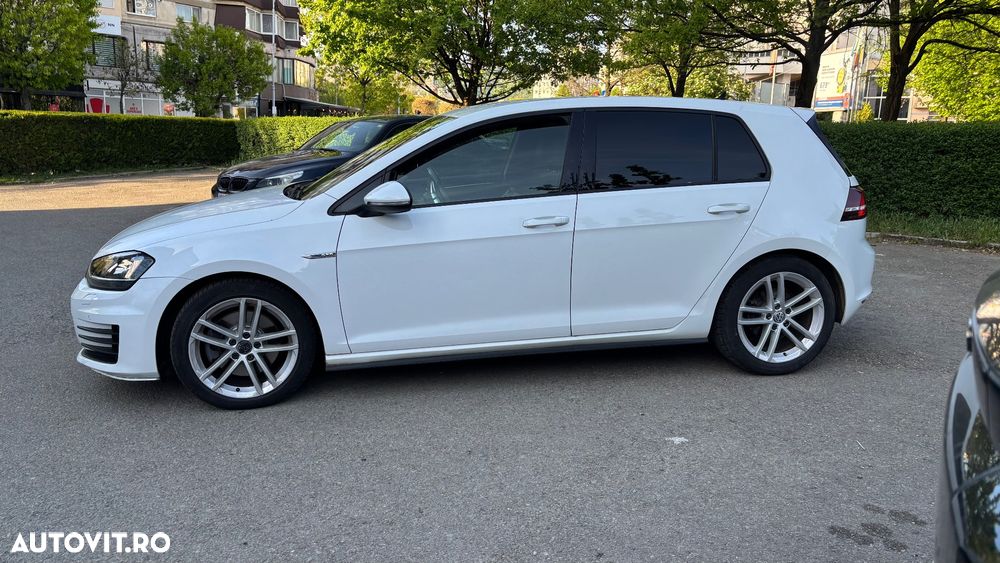 Volkswagen Golf - 7
