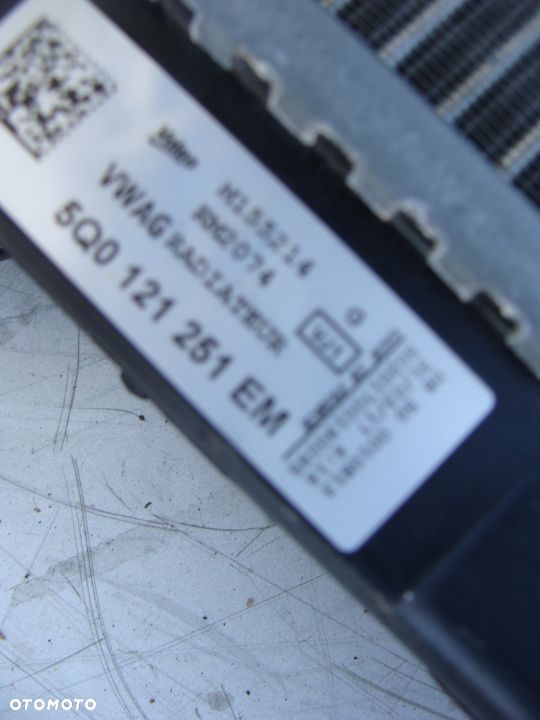 VW Audi Skoda chłodnica wody 5Q0121251GF 5Q0121251EM - 3